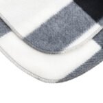 Soft plaid fleece blanket - white - Image 4
